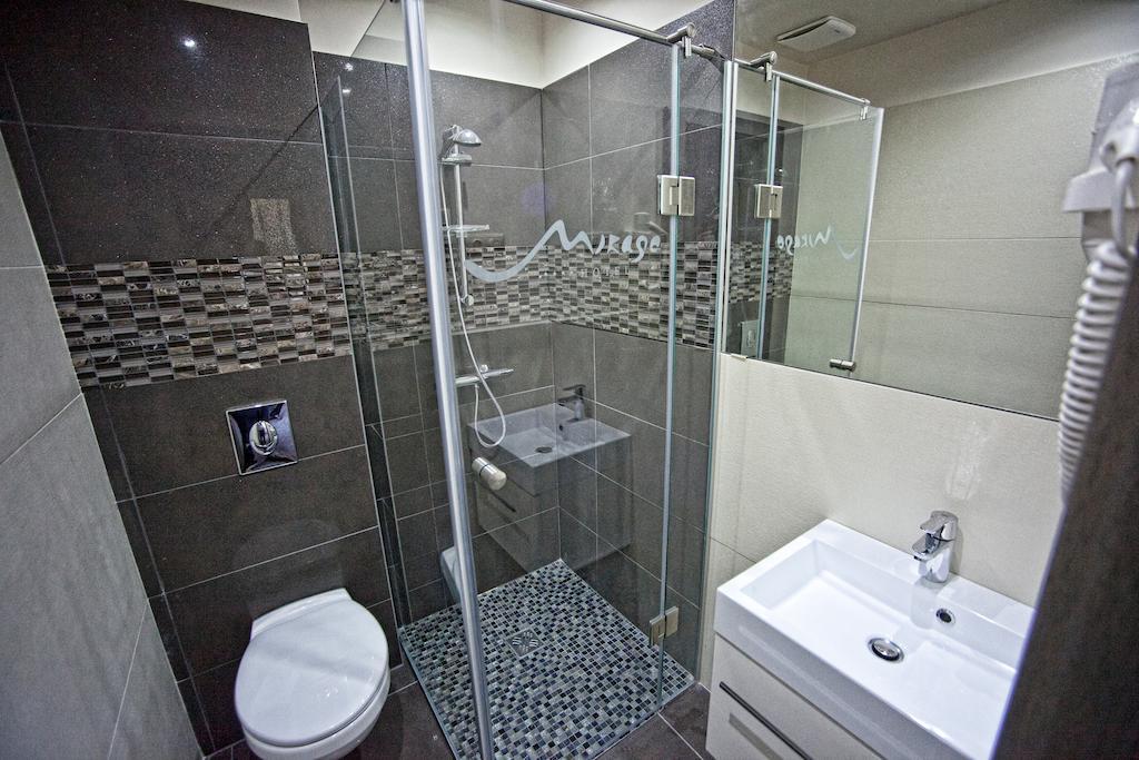 Mirage Hotel Sárvár Chambre photo